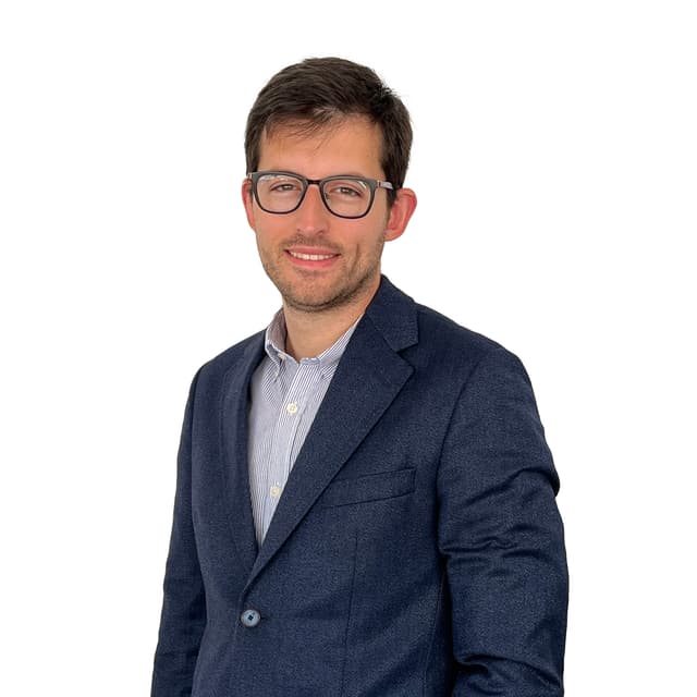 Como colaborador da FI Group, sinto que é prioridade para os gestores e estrutura de recursos humanos, providenciar um equilíbrio ideal entre vida pessoal e profissional, por via de diversas estratégias que visam dar ao colaborador um melhor bem-estar a este nível. Na minha experiência, a FI permite desafios profissionais e promove uma boa gestão dos tempos livres, com a gestão das necessidades quer da atividade, mas também do colaborador!